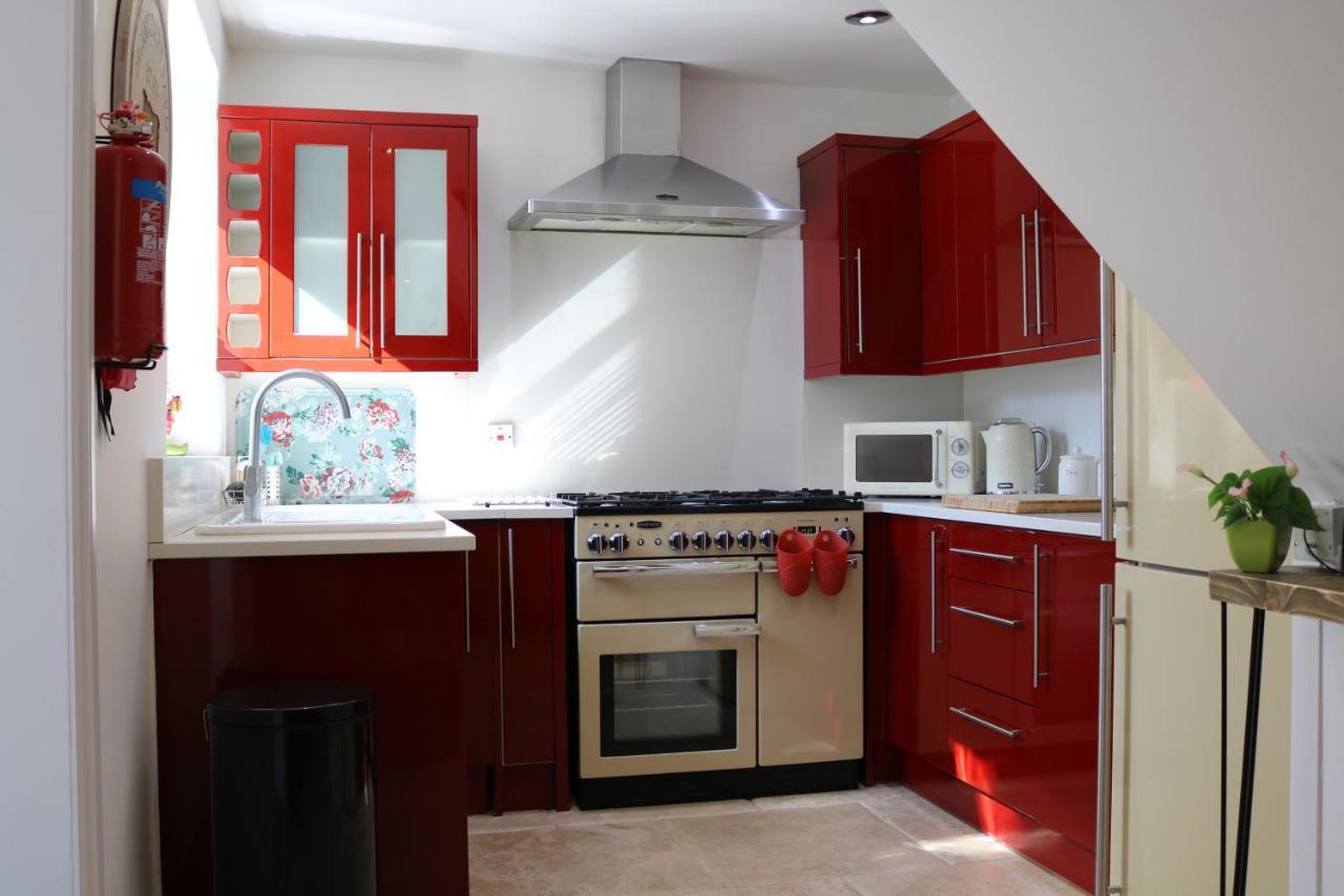 Large Cottage, 3 Beds All En-Suite, Small Village Location Overlooking Mousehole Penzance Extérieur photo
