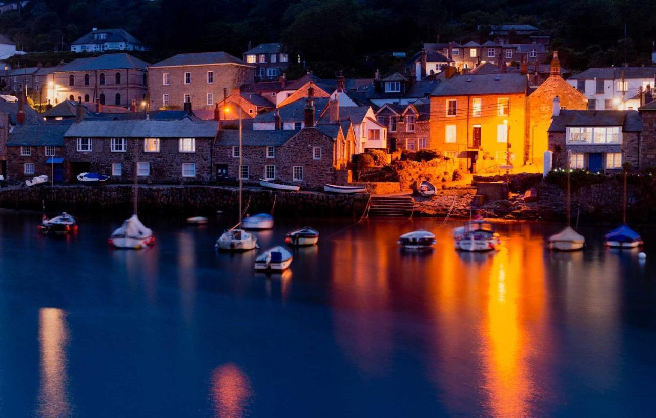 Large Cottage, 3 Beds All En-Suite, Small Village Location Overlooking Mousehole Penzance Extérieur photo