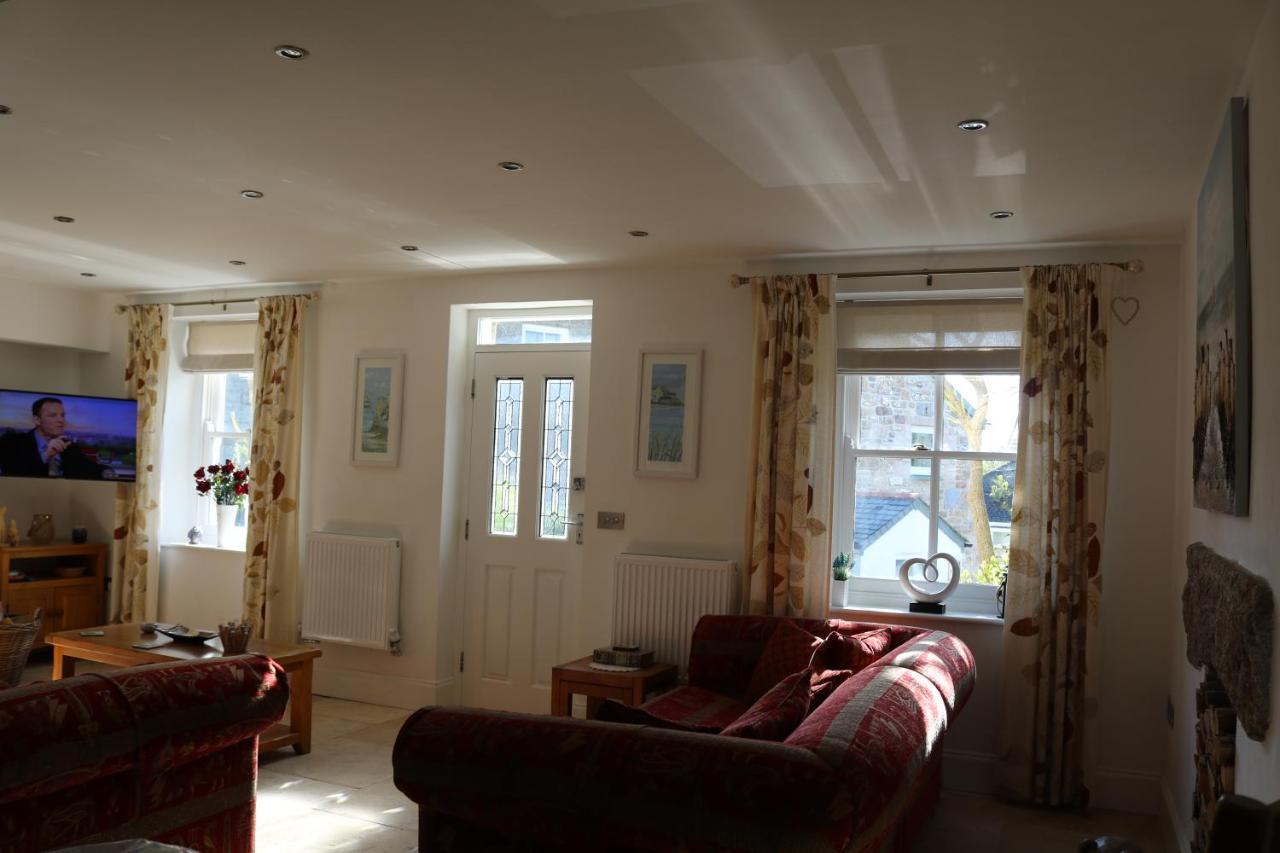 Large Cottage, 3 Beds All En-Suite, Small Village Location Overlooking Mousehole Penzance Extérieur photo